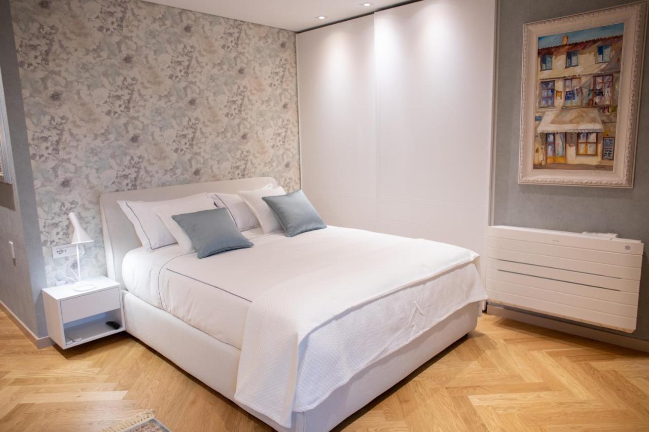 Seven Luxury Suites 地拉那 外观 照片
