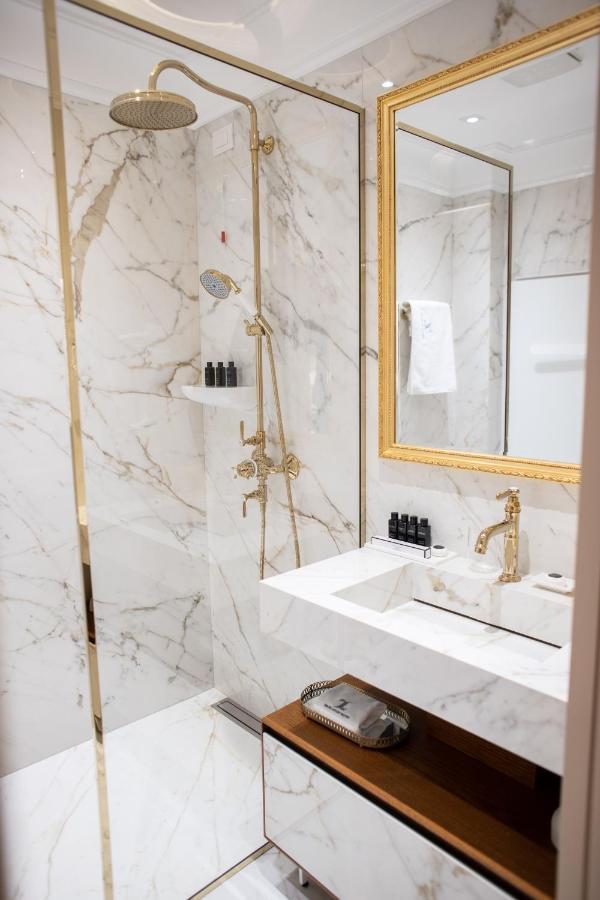 Seven Luxury Suites 地拉那 外观 照片